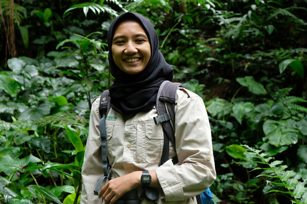 We celebrate International Day of Women and Girls in Science by awarding six Women in Conservation Scholarships of $5,000 each
