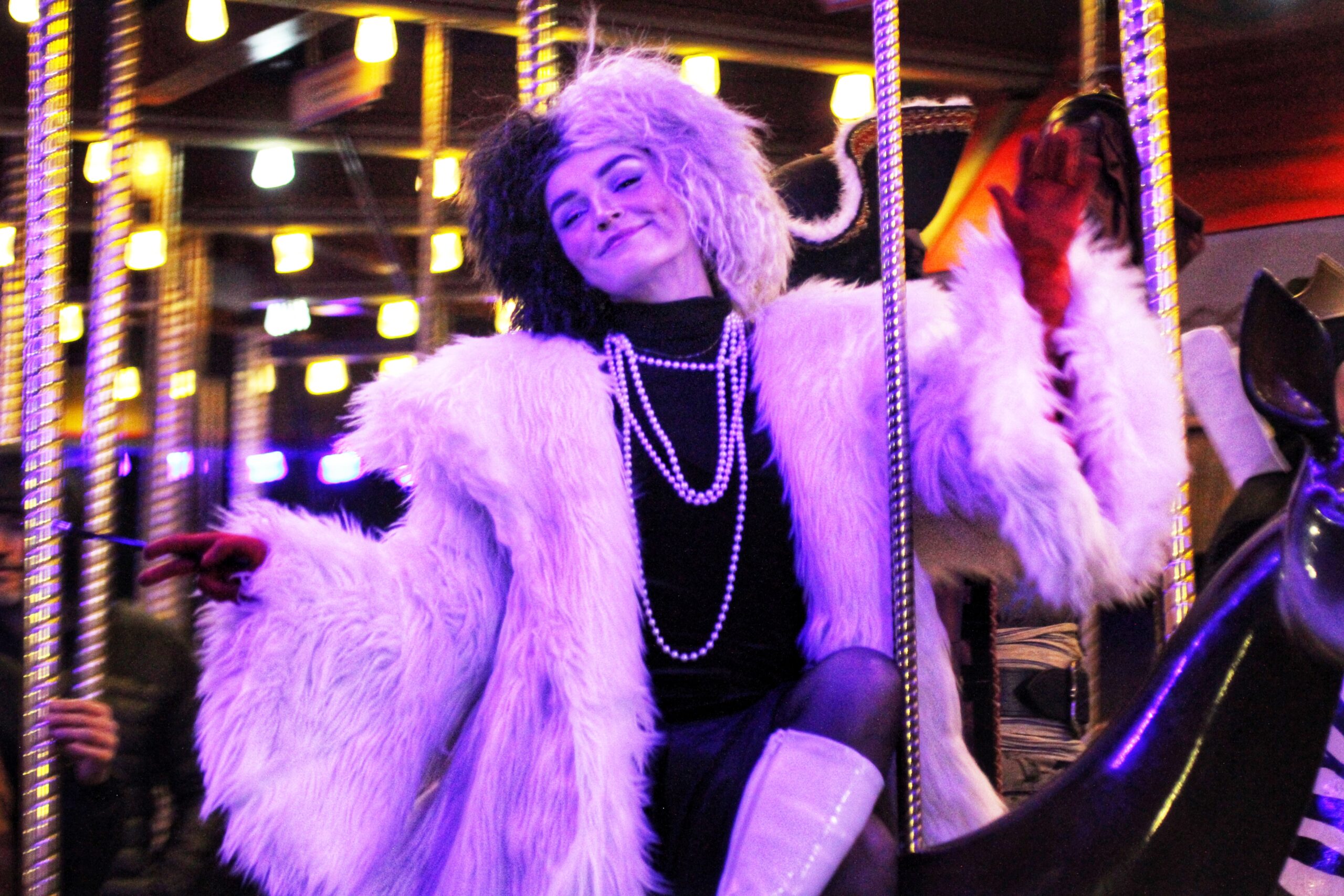 Murder Mystery Masquerade 🔪🩸🎭 | Adult Halloween Party Theme, image size:2560x1707